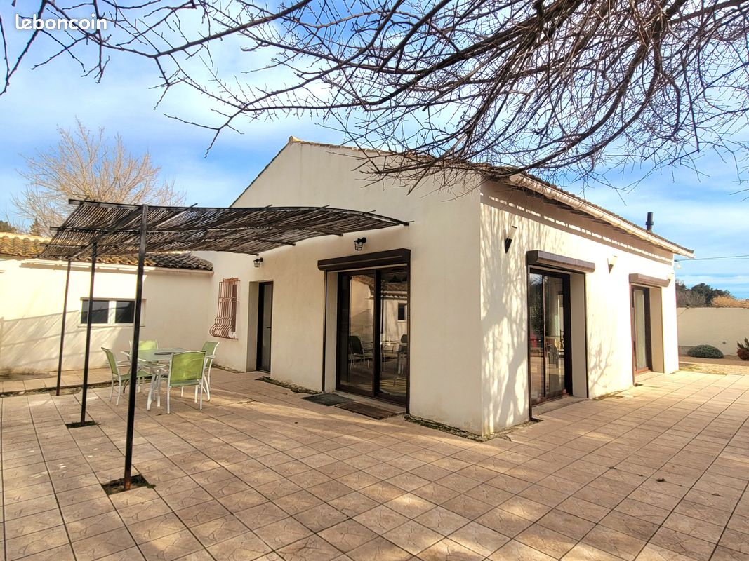 Maison 8 pièces 220 m² · à Graveson · 220 m² · 560 000 €