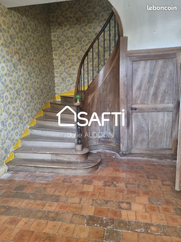 Maison 6 pièces 216 m² - Mareuil 16170 (image principale 5)