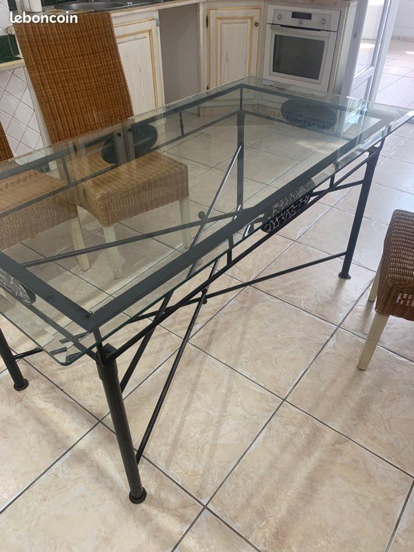 Table à manger en verre (image 2)