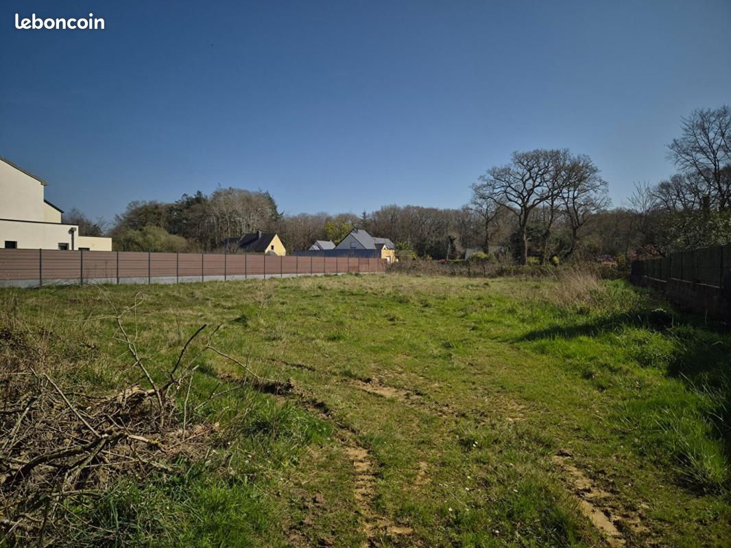 Terrain 1 124 m² Lantic · 97 000 €