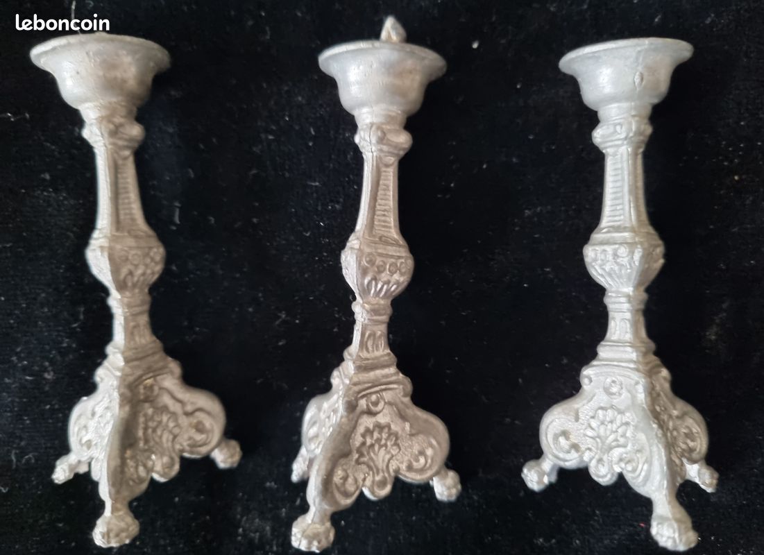 Lot De 8 Objets Religieux Anciens Pour Jeu De Messe De Poupée – Superbe état