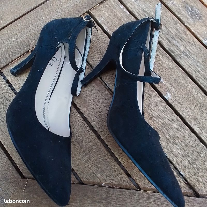 Escarpins noirs (image 4)