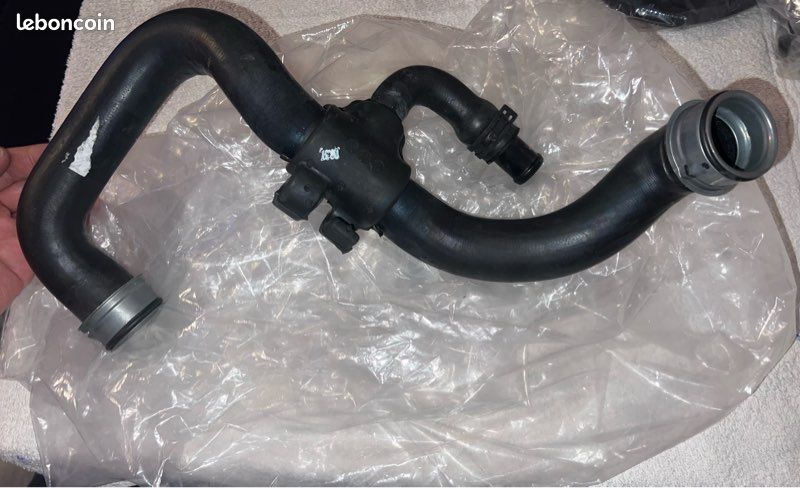 Durite conduite flexible tuyaux de liquide de refroidissement de radiateur Mercedes Classe C W204 S204 E W212 S212 C207 berline Break coupe neuf original (image 2)