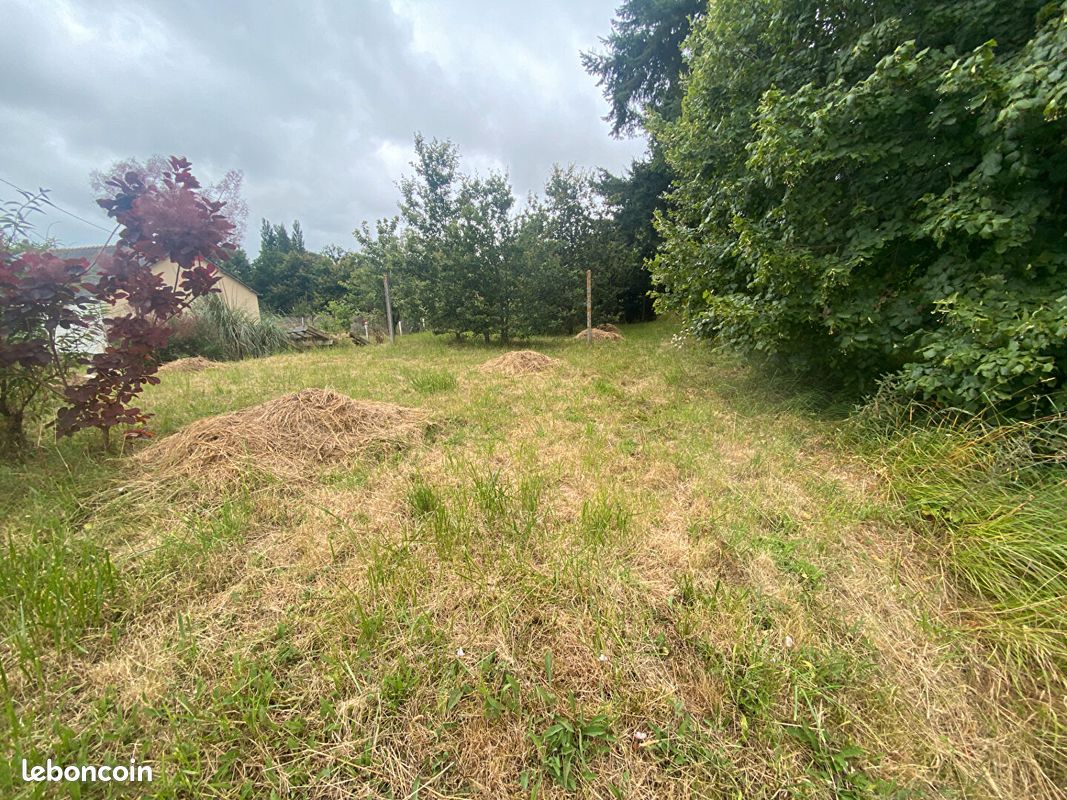 Terrain 531 m² · à Lanrelas · 531 m² · 17 400 €