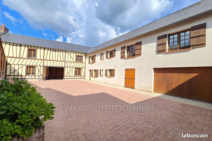 Maison 8 pièces 206 m²