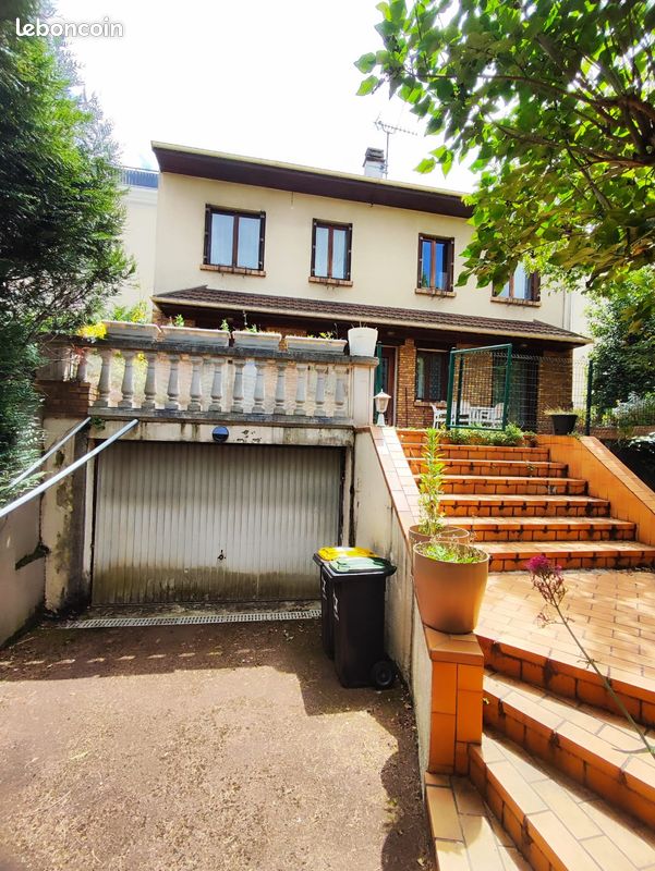 Maison 4 pièces 80 m² · à Le Blanc-Mesnil · 80 m² · 315 000 €