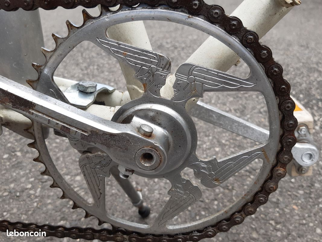 Véritable vélo "Vintage " MOTOBECANE années 1953 (image 7)