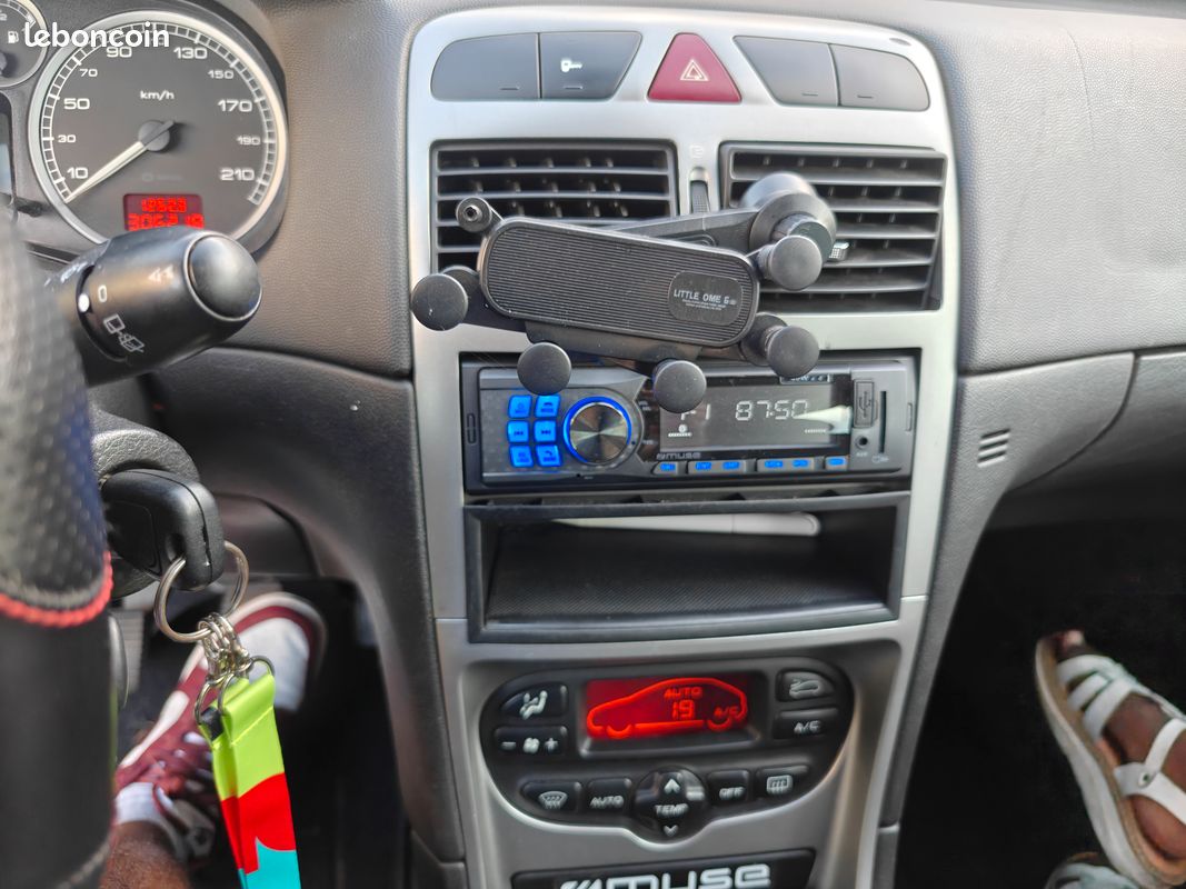 Peugeot 307 HDI 2.0 XS Premium 20044 (image 15)