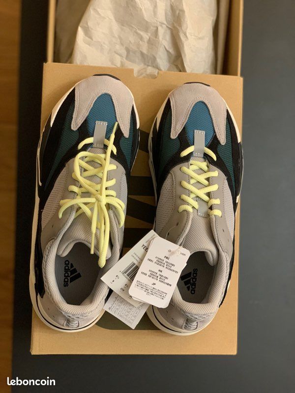 Yeezy boost 700 Wave Runner (image 5)