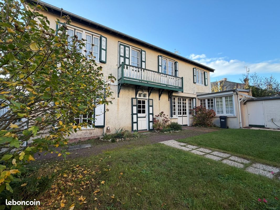 Maison 5 pièces 102 m² · à Luc-sur-Mer · 102 m² · 357 000 €