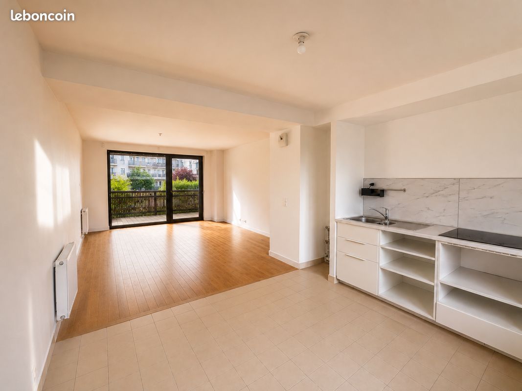 Appartement 4 pièces 78 m² · à Montreuil · 78 m² · 2 154 €/mois