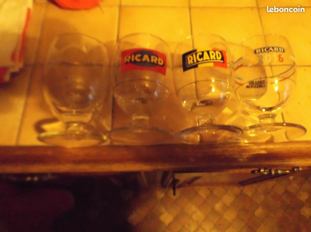 Six verres RICARD differents decor (image 2)