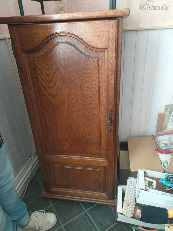 Meuble hi-fi en chêne (image 1)