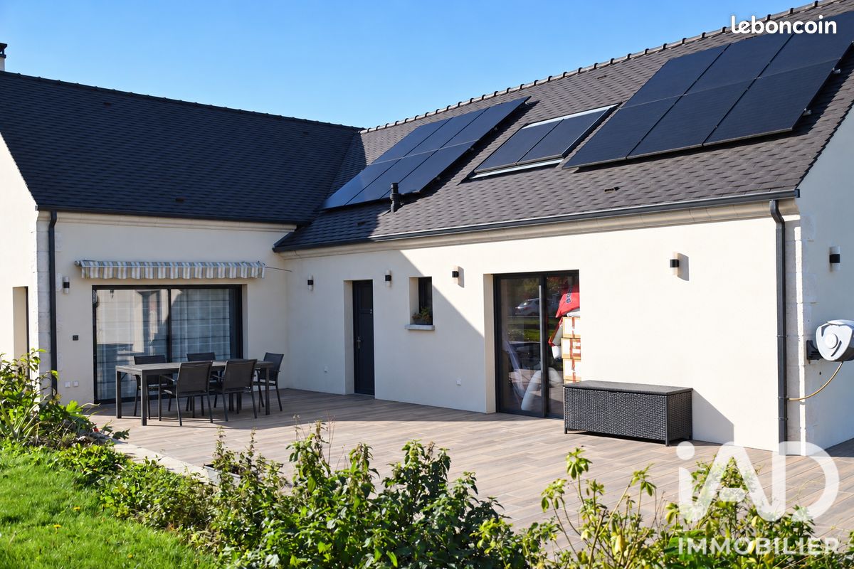 Maison 7 pièces 239 m² · à Moyvillers · 239 m² · 650 000 €