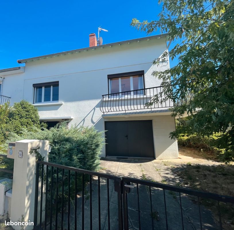 Maison 6 pièces 113 m² · à Désertines · 113 m² · 129 900 €