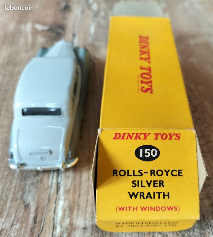 Dinky Toys GB n° 150 ROLLS ROYCE Silver Wraith 1/43 jamais joué en boîte
