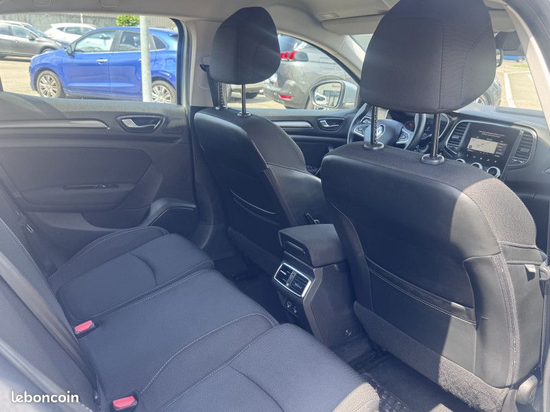 Renault MEGANE IV 1.5 BLUE DCI 115CH BUSINESS (image 28)