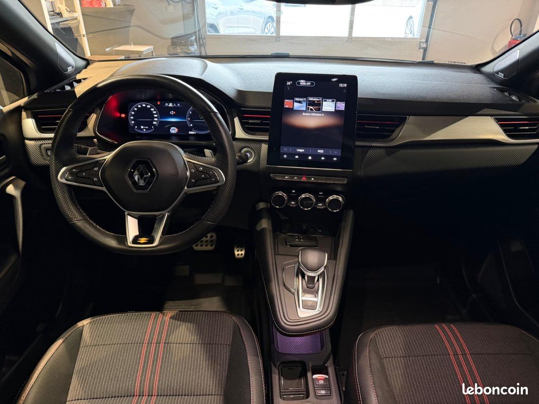 Renault captur rs line mild hybrid 160 edc / bose (image 18)