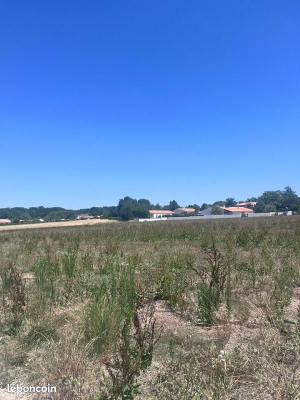 Terrain 515 m² Saujon · 64 000 €