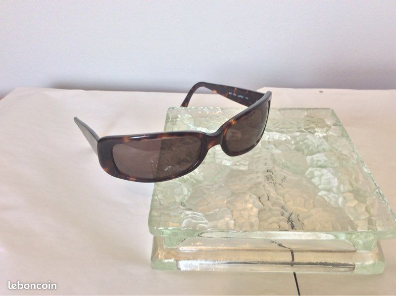 Lunettes de soleil femme vintage ARMANI (image 1)