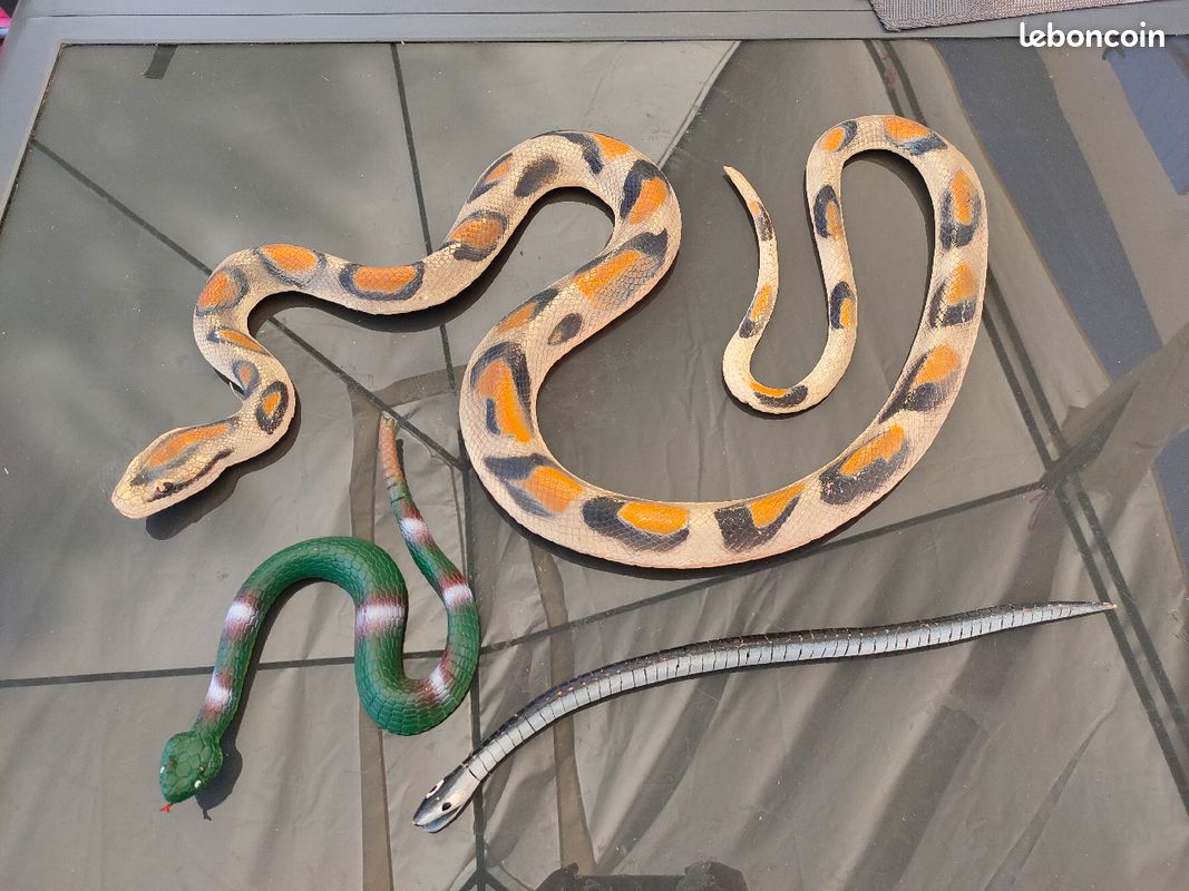 Lot de jouets serpent (image 1)