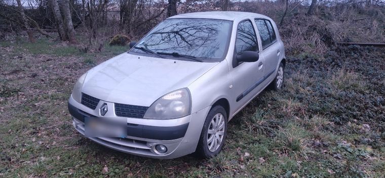 Achat Renault Clio 2 Phase 2 2005 d'occasion pas cher à 2 800 €
