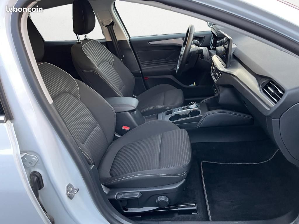 FORD FOCUS SW EcoBlue 120 BVA IV SW Titanium X Business - Pack Hiver - Caméra (image 11)