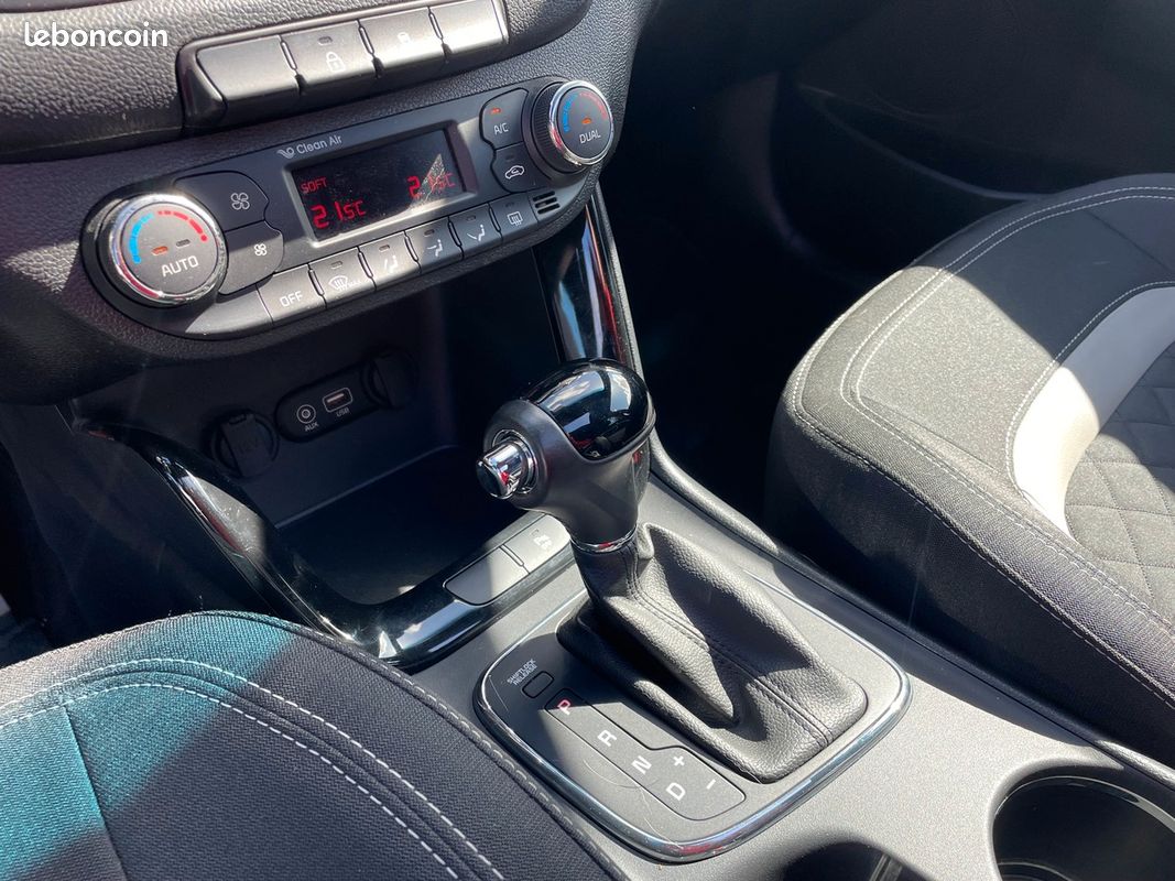 Kia Ceed II (2) 1.6 CRDI 136 ISG GT LINE DCT7 (image 13)