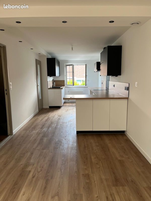 Maison 6 pièces 103 m² · à Saint-Quentin · 103 m² · 1 150 €/mois