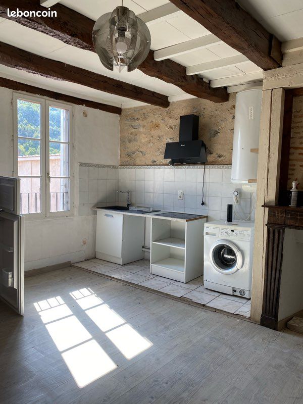 Appartement 3 pièces 85 m² · à Villefranche-de-Rouergue · 85 m² · 500 €/mois