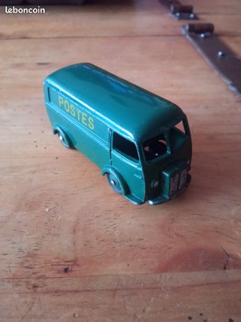 Lot De 8 Camions Utilitaires Dinky Toys France - Véhicules Miniatures Anciens