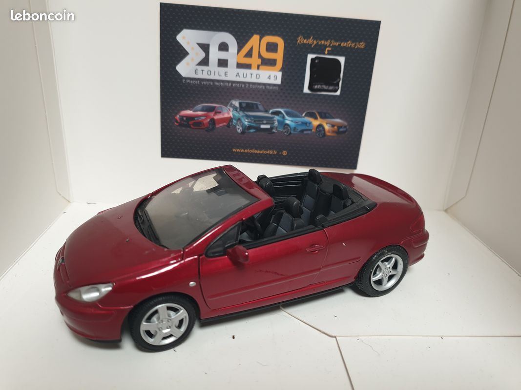 1/18 Peugeot 307 CC Coupé Cabriolet Rouge 2005 Solido | UK