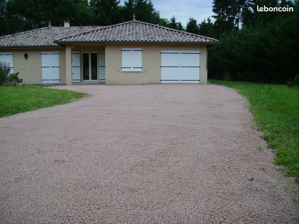 Villa plain pied garage terrain