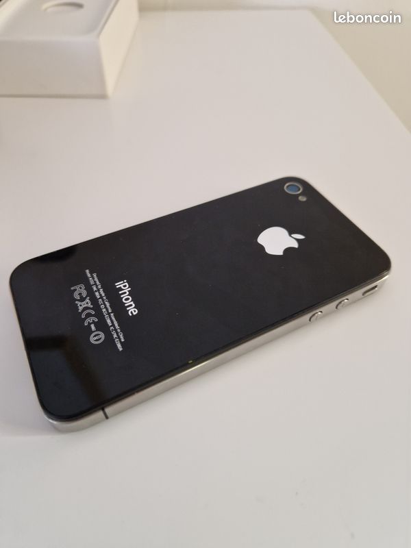 Iphone 4 Noir - 16Go - Très bon état (image 8)