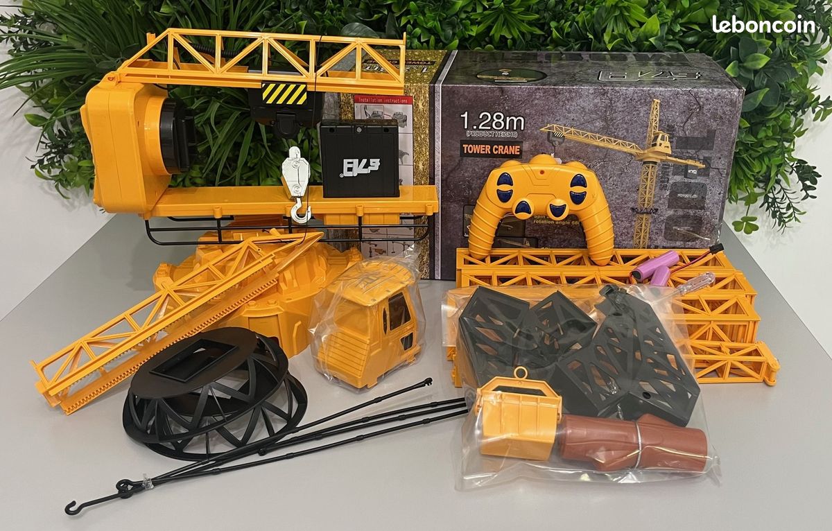 Grue de chantier télécommandée 1 m Motor & Co R/C | King Jouet Suisse - Véhicules de chantier et tracteurs Grue de chantier télécommandée 1 m Motor & Co R/C | King Jouet Suisse - Véhicules de chantier et tracteurs