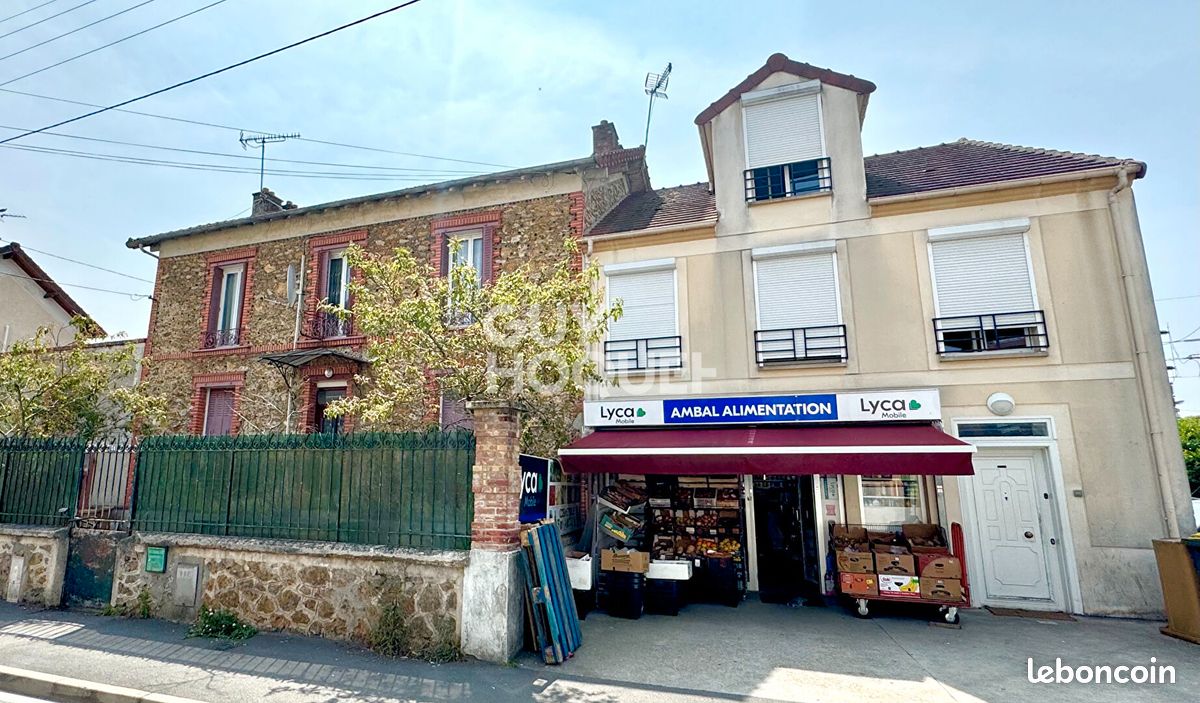 Immeuble 270 m² · à Gretz-Armainvilliers · 270 m² · 468 000 €
