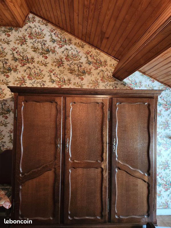 Armoire et lit bois (image 2)