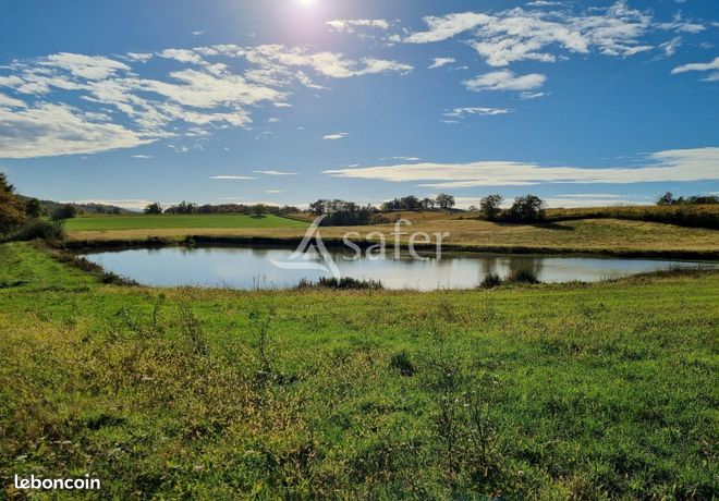 Terrain 312253 m² Madiran