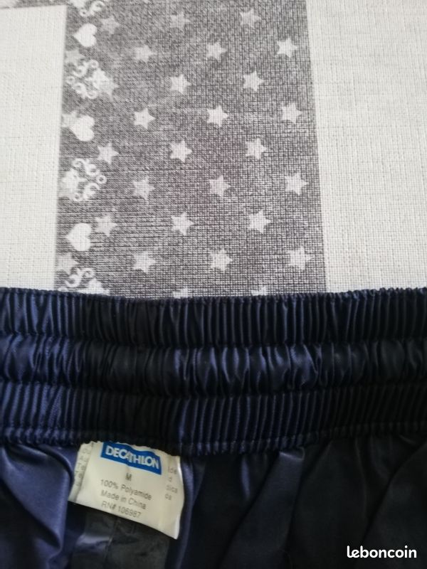 Pantalon coupe vent taille M de marque Queshua (image 2)