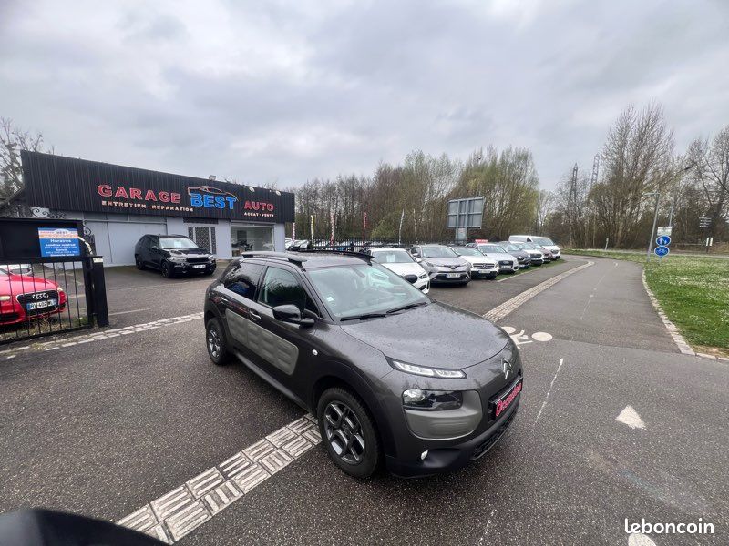 Citroen c4 Cactus 1.2 thp 110 cv 10500 km. 1 er main Garantie 12 Mois (image 1)