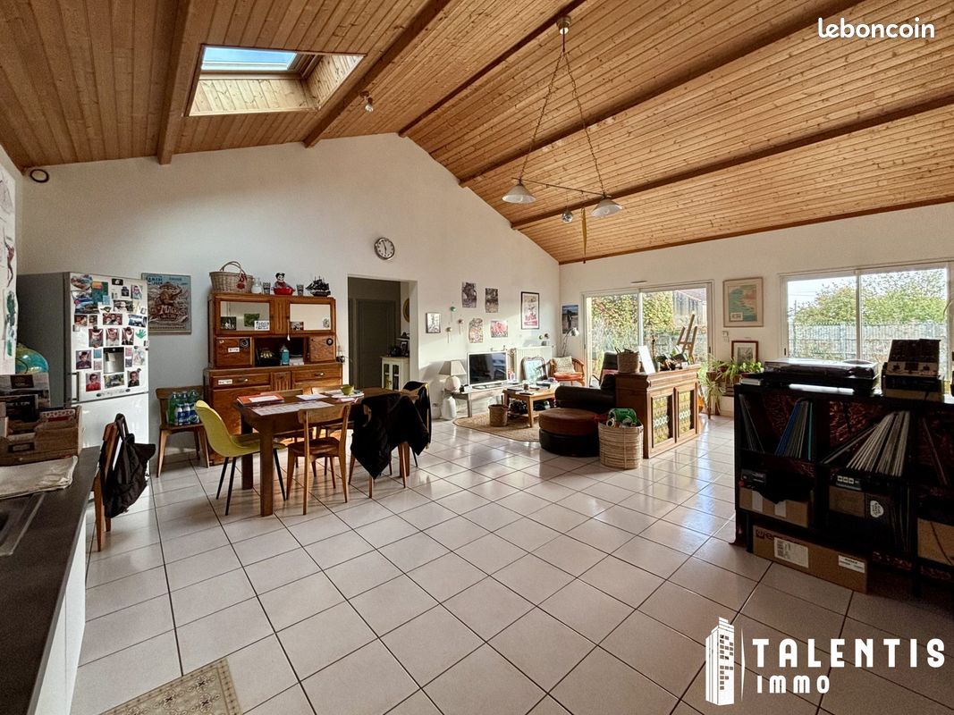 Maison 3 pièces 85 m² · à Chaumes-en-Retz · 85 m² · 860 €