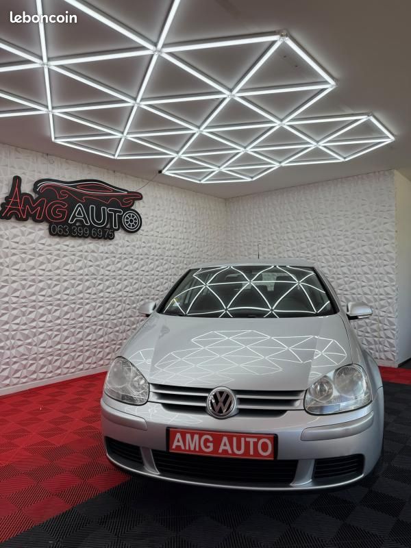 Volkswagen Golf V 1.9 TDi 105 CV (image 13)