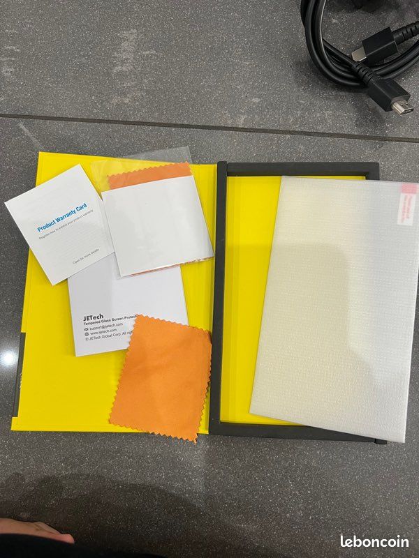 Nintendo Switch oled + accessoires (image 10)
