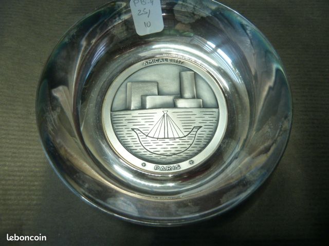 Coupelle - Insigne base aérienne117 Paris (image 1)