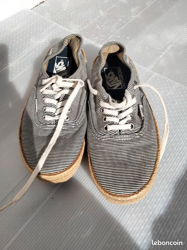 Chaussures femme taille 38 marque Vans Chaussures