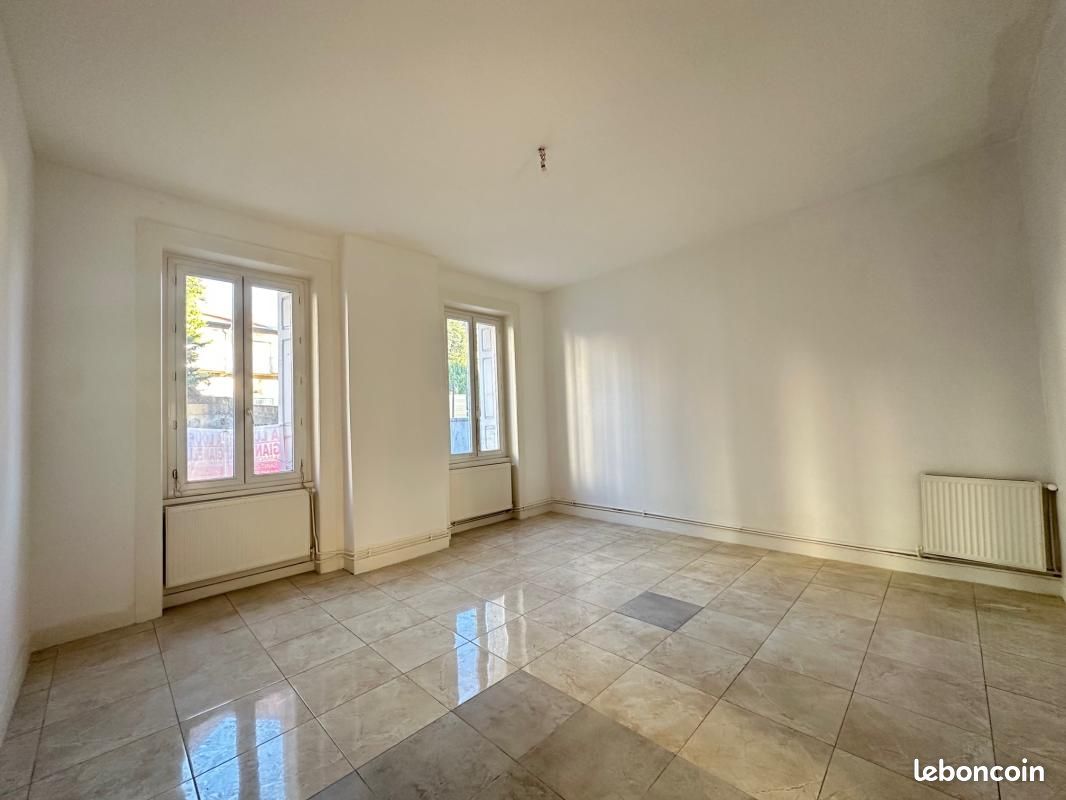 Appartement 3 pièces 68 m² · à La Ricamarie · 68 m² · 400 €/mois