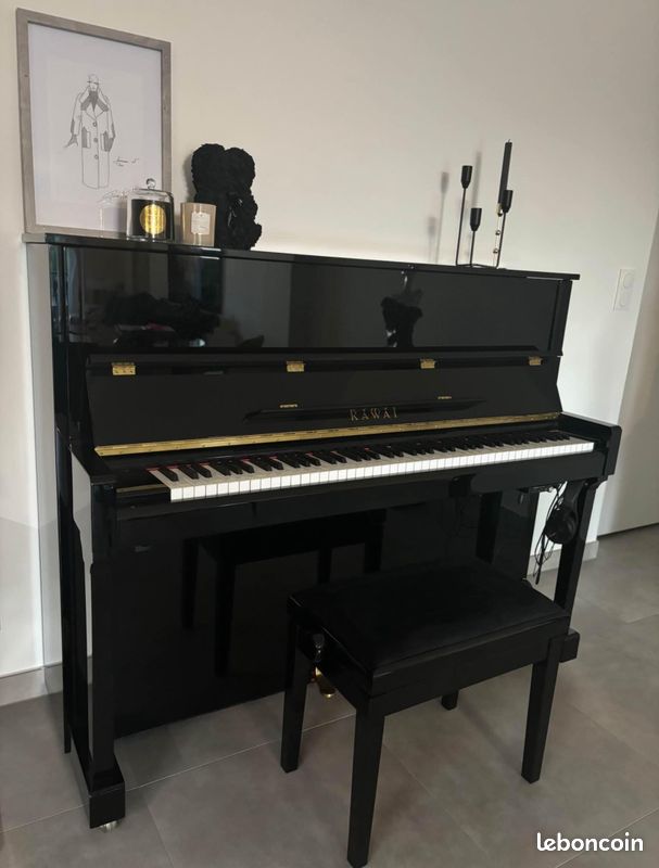 PIANO DROIT KAWAI KX21 équipé d’un systeme silencieux (image 2)