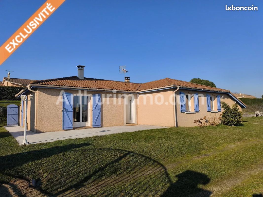 Maison 6 pièces 119 m² · à Thorrenc · 119 m² · 1 328 €
