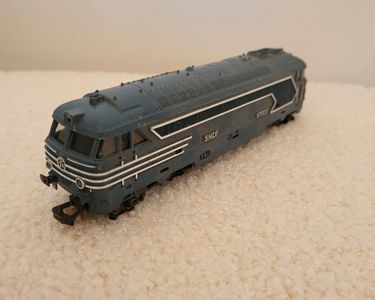 Locomotive Électrique SNCF – Échelle HO – Modèle 67001 – Pièce De Collection