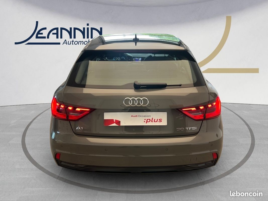 AUDI A1 Sportback 30 TFSI 116 ch S tronic 7 Design (image 4)